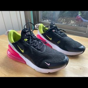 Nike Women's Air Max 270 Fashion Sneakers Size 8.5